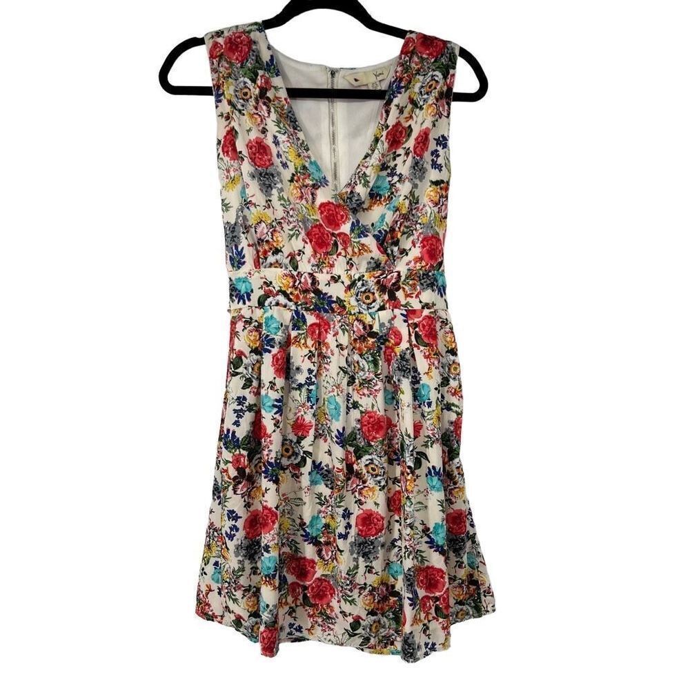 Yumi Floral Fit and Flare Sleeveless Mini Dress